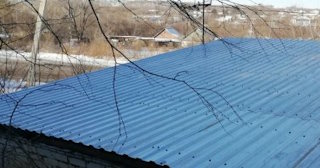 Демонтаж поликарбоната с крыши в Королев -  услуги по доступной цене от 628 рублей