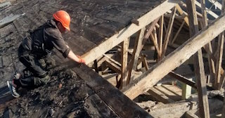 Профессиональный демонтаж стропильной системы от Сварной-Крл в Королев от 576 рублей.