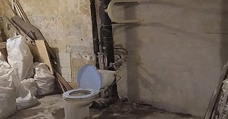 Демонтаж сантехкабины в панельном доме - цена от 1047 рублей | Сварной-Крл